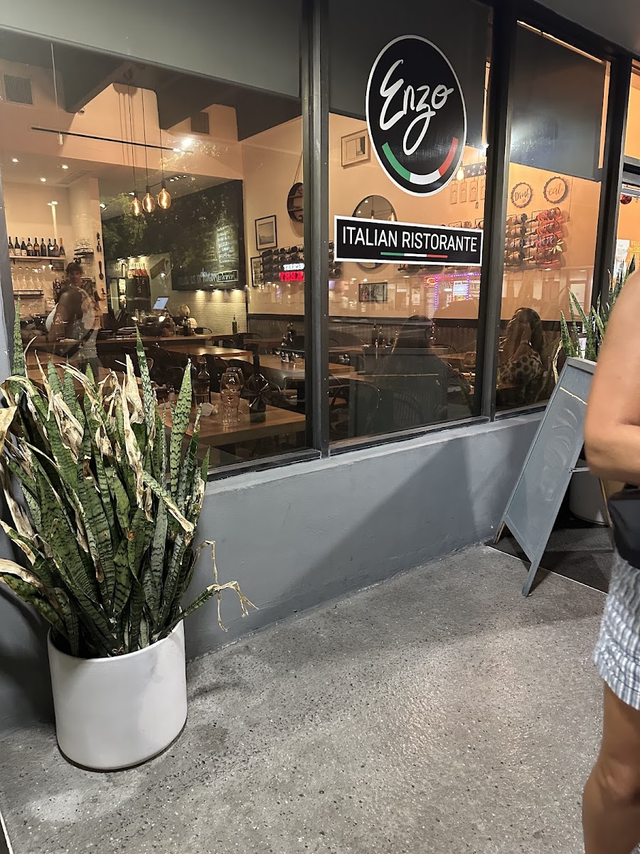 Enzo Italian Eatery